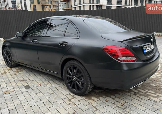 Чорний Мерседес Ц-Клас, об'ємом двигуна 2 л та пробігом 112 тис. км за 23200 $, фото 5 на Automoto.ua