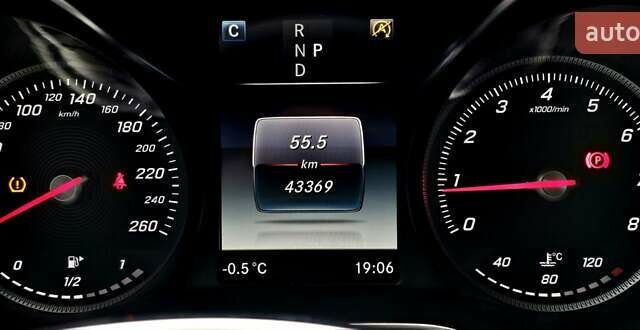 Черный Мерседес Ц-Класс, объемом двигателя 2 л и пробегом 43 тыс. км за 24000 $, фото 39 на Automoto.ua