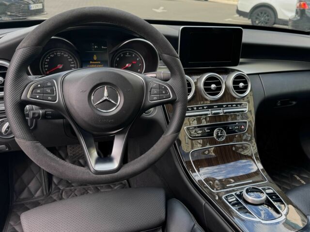 Чорний Мерседес Ц-Клас, об'ємом двигуна 2 л та пробігом 112 тис. км за 22600 $, фото 8 на Automoto.ua