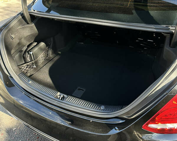 Черный Мерседес Ц-Класс, объемом двигателя 2.2 л и пробегом 93 тыс. км за 30300 $, фото 30 на Automoto.ua