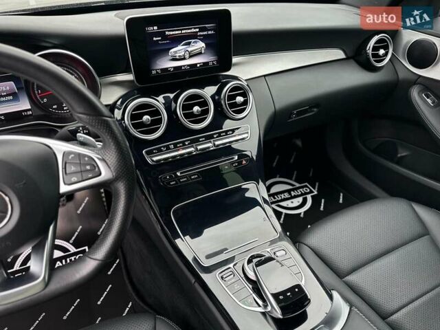 Черный Мерседес Ц-Класс, объемом двигателя 1.99 л и пробегом 106 тыс. км за 26999 $, фото 74 на Automoto.ua