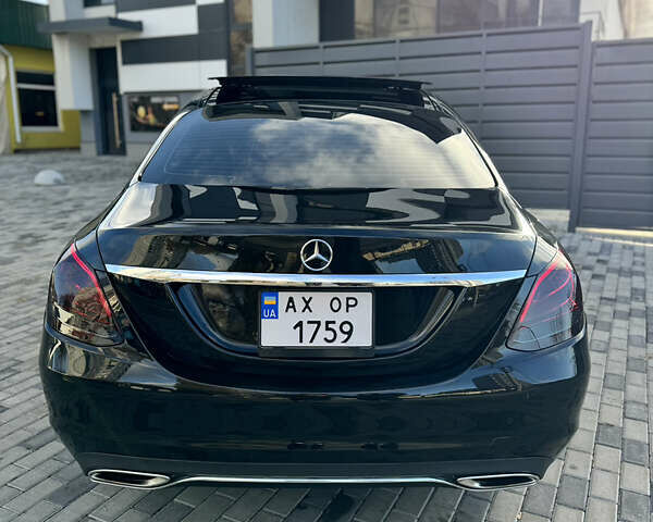 Чорний Мерседес Ц-Клас, об'ємом двигуна 2 л та пробігом 75 тис. км за 27500 $, фото 7 на Automoto.ua