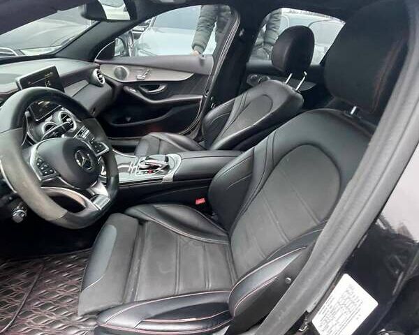 Черный Мерседес Ц-Класс, объемом двигателя 3 л и пробегом 50 тыс. км за 32000 $, фото 6 на Automoto.ua