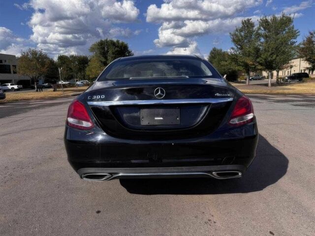 Чорний Мерседес Ц-Клас, об'ємом двигуна 2 л та пробігом 68 тис. км за 4800 $, фото 5 на Automoto.ua