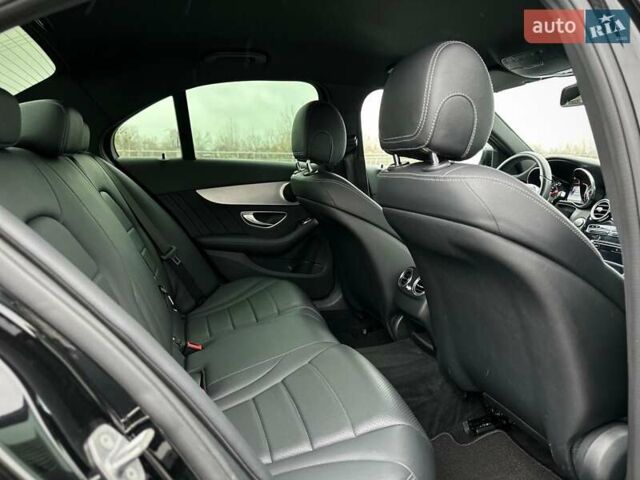 Черный Мерседес Ц-Класс, объемом двигателя 1.99 л и пробегом 106 тыс. км за 26999 $, фото 87 на Automoto.ua