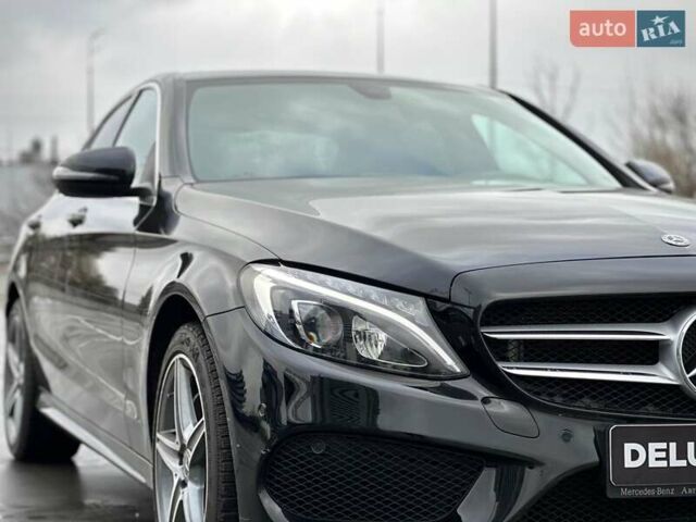 Черный Мерседес Ц-Класс, объемом двигателя 1.99 л и пробегом 106 тыс. км за 26999 $, фото 2 на Automoto.ua