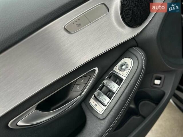 Черный Мерседес Ц-Класс, объемом двигателя 1.99 л и пробегом 106 тыс. км за 26999 $, фото 55 на Automoto.ua