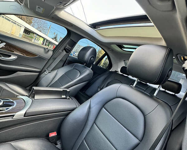 Чорний Мерседес Ц-Клас, об'ємом двигуна 2 л та пробігом 75 тис. км за 27500 $, фото 15 на Automoto.ua