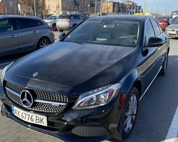 Черный Мерседес Ц-Класс, объемом двигателя 1.6 л и пробегом 53 тыс. км за 22000 $, фото 4 на Automoto.ua