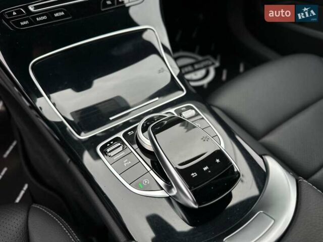 Черный Мерседес Ц-Класс, объемом двигателя 1.99 л и пробегом 106 тыс. км за 26999 $, фото 35 на Automoto.ua