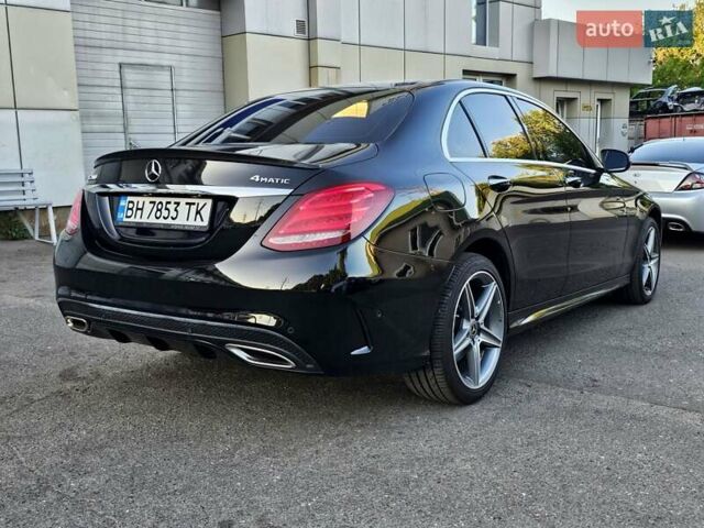 Черный Мерседес Ц-Класс, объемом двигателя 2 л и пробегом 43 тыс. км за 24000 $, фото 10 на Automoto.ua