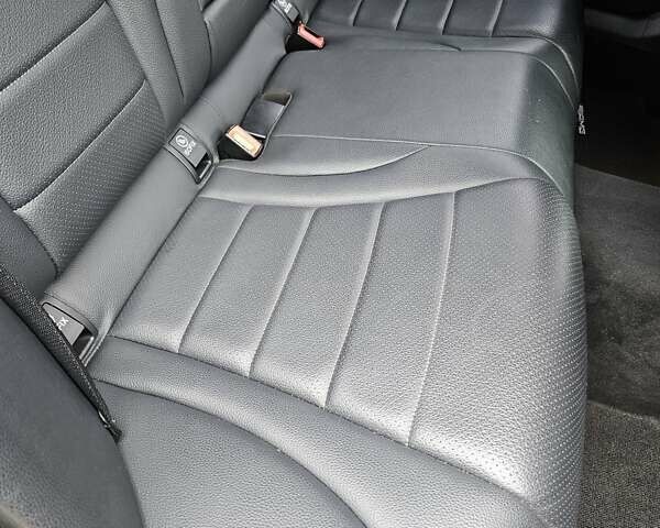 Черный Мерседес Ц-Класс, объемом двигателя 2 л и пробегом 43 тыс. км за 24000 $, фото 30 на Automoto.ua