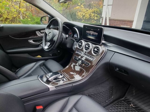 Чорний Мерседес Ц-Клас, об'ємом двигуна 2 л та пробігом 58 тис. км за 24000 $, фото 10 на Automoto.ua