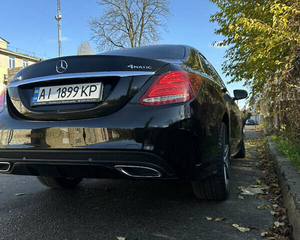 Черный Мерседес Ц-Класс, объемом двигателя 2.2 л и пробегом 93 тыс. км за 30300 $, фото 2 на Automoto.ua