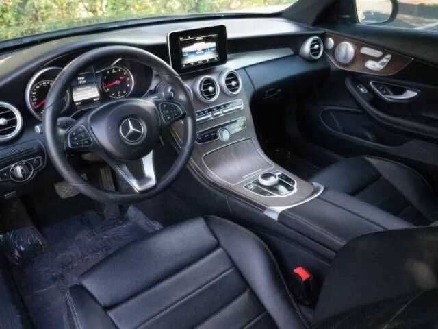 Черный Мерседес Ц-Класс, объемом двигателя 2 л и пробегом 99 тыс. км за 5200 $, фото 6 на Automoto.ua