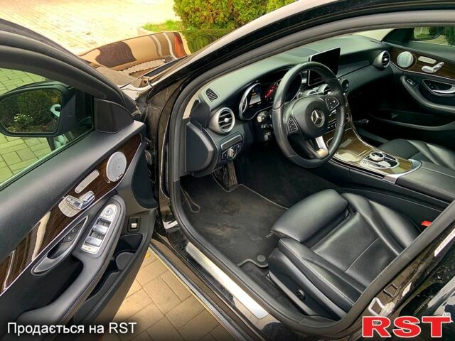 Чорний Мерседес Ц-Клас, об'ємом двигуна 2 л та пробігом 93 тис. км за 22200 $, фото 8 на Automoto.ua