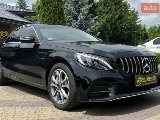 Черный Мерседес Ц-Класс, объемом двигателя 2 л и пробегом 91 тыс. км за 27300 $, фото 8 на Automoto.ua