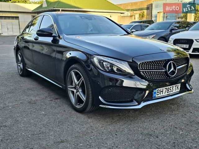Черный Мерседес Ц-Класс, объемом двигателя 2 л и пробегом 43 тыс. км за 24000 $, фото 5 на Automoto.ua