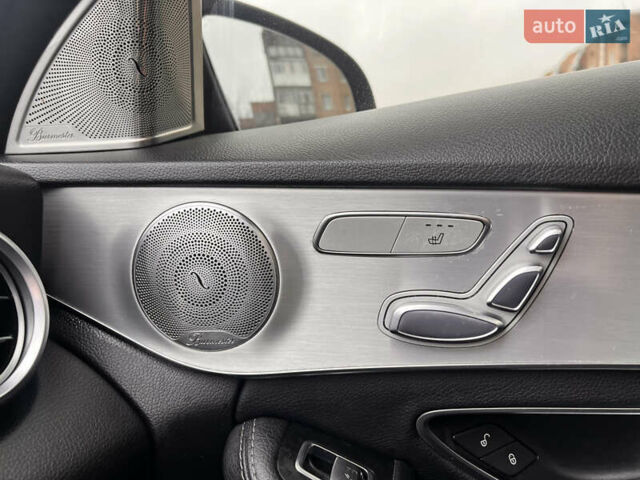 Чорний Мерседес Ц-Клас, об'ємом двигуна 1.99 л та пробігом 198 тис. км за 22000 $, фото 16 на Automoto.ua