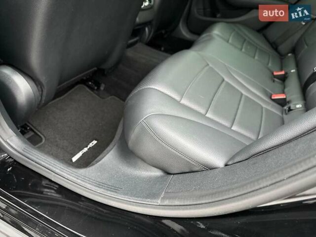 Черный Мерседес Ц-Класс, объемом двигателя 1.99 л и пробегом 106 тыс. км за 26999 $, фото 81 на Automoto.ua