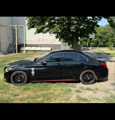 Черный Мерседес Ц-Класс, объемом двигателя 2 л и пробегом 155 тыс. км за 24500 $, фото 5 на Automoto.ua