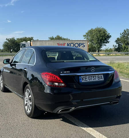 Чорний Мерседес Ц-Клас, об'ємом двигуна 1.99 л та пробігом 85 тис. км за 23500 $, фото 7 на Automoto.ua