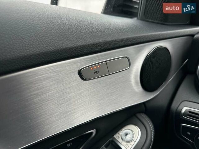 Черный Мерседес Ц-Класс, объемом двигателя 1.99 л и пробегом 106 тыс. км за 26999 $, фото 44 на Automoto.ua