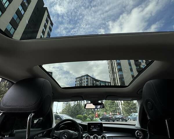 Чорний Мерседес Ц-Клас, об'ємом двигуна 2 л та пробігом 112 тис. км за 23200 $, фото 27 на Automoto.ua