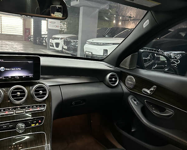 Чорний Мерседес Ц-Клас, об'ємом двигуна 2 л та пробігом 126 тис. км за 21999 $, фото 16 на Automoto.ua