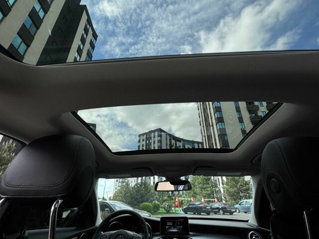 Чорний Мерседес Ц-Клас, об'ємом двигуна 2 л та пробігом 112 тис. км за 22600 $, фото 16 на Automoto.ua