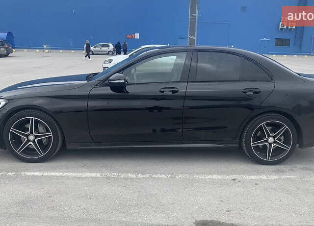 Чорний Мерседес Ц-Клас, об'ємом двигуна 2 л та пробігом 135 тис. км за 20500 $, фото 1 на Automoto.ua