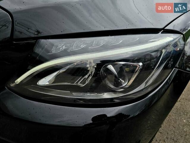 Черный Мерседес Ц-Класс, объемом двигателя 2 л и пробегом 43 тыс. км за 24000 $, фото 24 на Automoto.ua