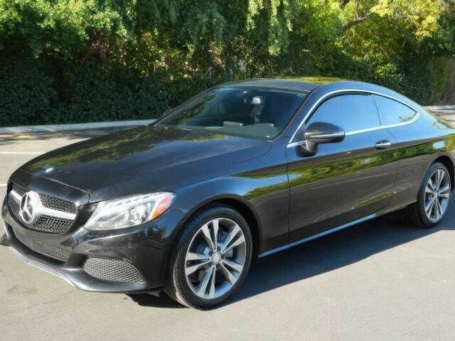 Черный Мерседес Ц-Класс, объемом двигателя 2 л и пробегом 99 тыс. км за 5200 $, фото 3 на Automoto.ua