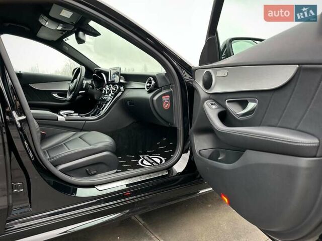 Черный Мерседес Ц-Класс, объемом двигателя 1.99 л и пробегом 106 тыс. км за 26999 $, фото 26 на Automoto.ua