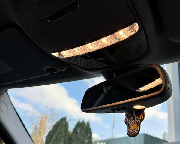 Чорний Мерседес Ц-Клас, об'ємом двигуна 2 л та пробігом 75 тис. км за 27500 $, фото 21 на Automoto.ua