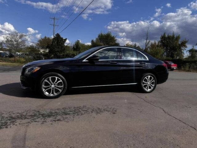 Чорний Мерседес Ц-Клас, об'ємом двигуна 2 л та пробігом 68 тис. км за 4800 $, фото 7 на Automoto.ua