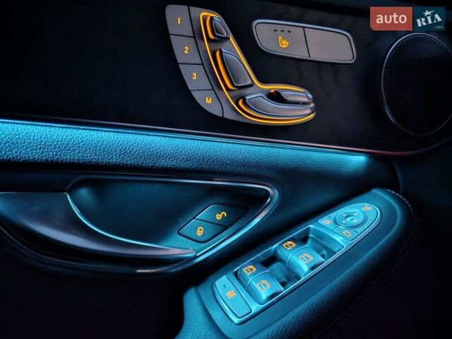 Черный Мерседес Ц-Класс, объемом двигателя 2 л и пробегом 43 тыс. км за 24000 $, фото 49 на Automoto.ua