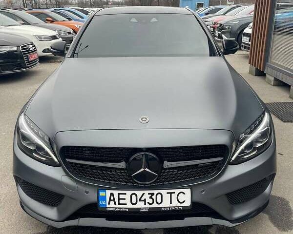 Черный Мерседес Ц-Класс, объемом двигателя 3 л и пробегом 50 тыс. км за 32000 $, фото 1 на Automoto.ua