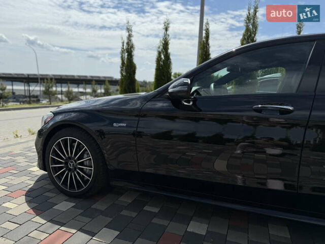 Чорний Мерседес Ц-Клас, об'ємом двигуна 3 л та пробігом 7 тис. км за 35900 $, фото 7 на Automoto.ua