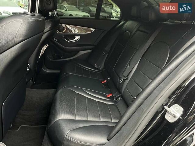 Чорний Мерседес Ц-Клас, об'ємом двигуна 1.99 л та пробігом 119 тис. км за 20990 $, фото 9 на Automoto.ua