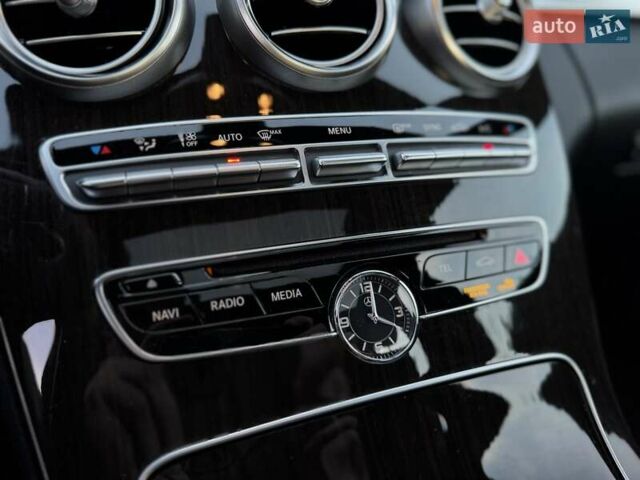 Черный Мерседес Ц-Класс, объемом двигателя 2 л и пробегом 89 тыс. км за 21799 $, фото 31 на Automoto.ua