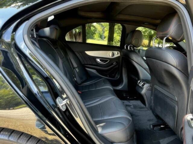 Чорний Мерседес Ц-Клас, об'ємом двигуна 3 л та пробігом 45 тис. км за 8000 $, фото 14 на Automoto.ua