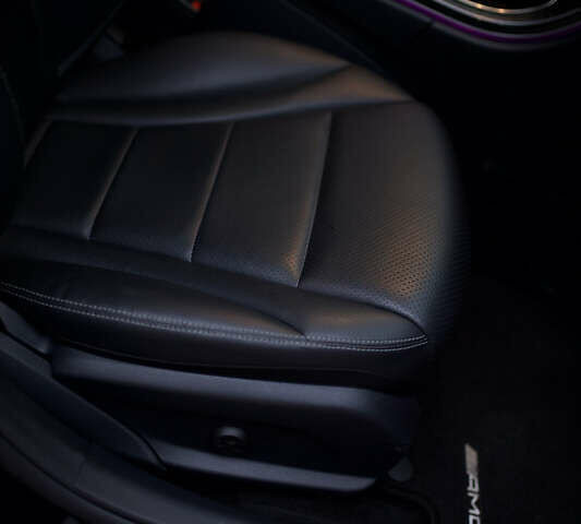 Чорний Мерседес Ц-Клас, об'ємом двигуна 1.99 л та пробігом 86 тис. км за 31500 $, фото 35 на Automoto.ua