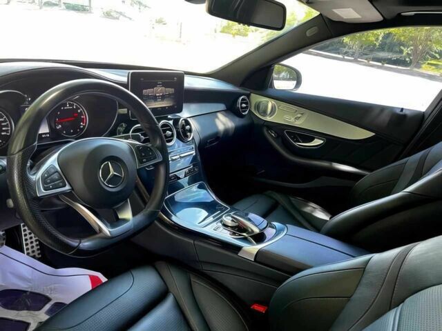 Черный Мерседес Ц-Класс, объемом двигателя 3 л и пробегом 48 тыс. км за 14000 $, фото 12 на Automoto.ua