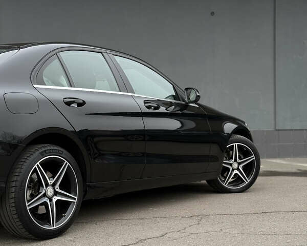 Черный Мерседес Ц-Класс, объемом двигателя 1.6 л и пробегом 46 тыс. км за 21000 $, фото 9 на Automoto.ua