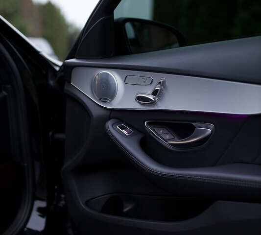 Чорний Мерседес Ц-Клас, об'ємом двигуна 1.99 л та пробігом 86 тис. км за 31500 $, фото 37 на Automoto.ua