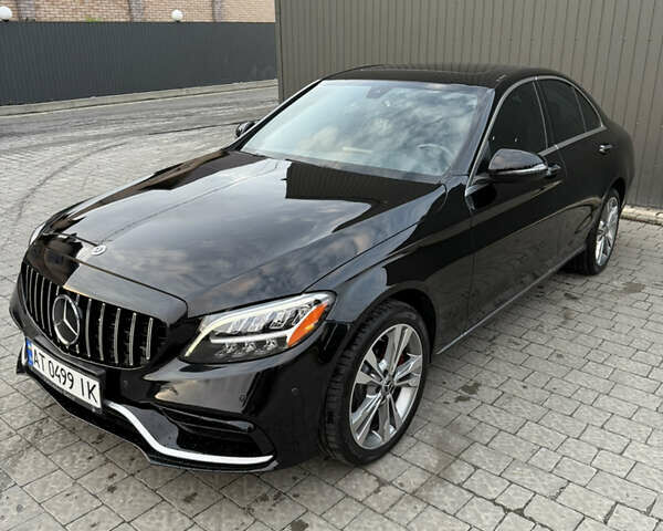 Черный Мерседес Ц-Класс, объемом двигателя 1.99 л и пробегом 98 тыс. км за 23999 $, фото 10 на Automoto.ua