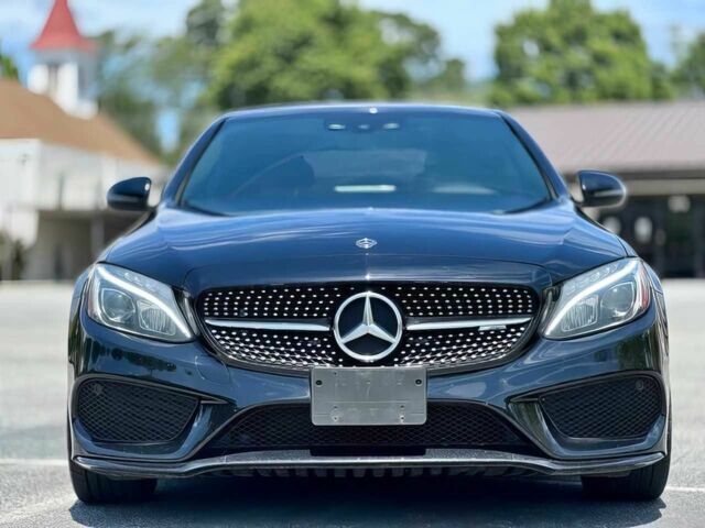 Черный Мерседес Ц-Класс, объемом двигателя 3 л и пробегом 48 тыс. км за 14000 $, фото 1 на Automoto.ua