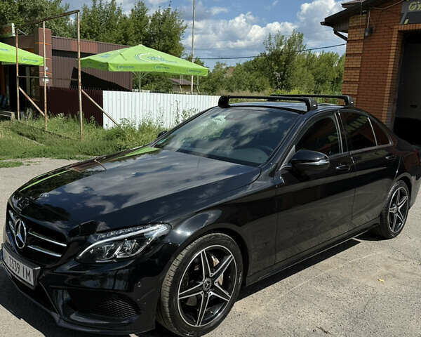 Черный Мерседес Ц-Класс, объемом двигателя 2.2 л и пробегом 160 тыс. км за 27500 $, фото 4 на Automoto.ua