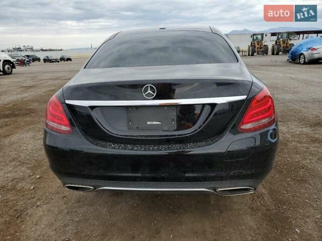 Чорний Мерседес Ц-Клас, об'ємом двигуна 2 л та пробігом 60 тис. км за 5000 $, фото 5 на Automoto.ua